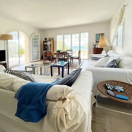 L'escapadou Villa